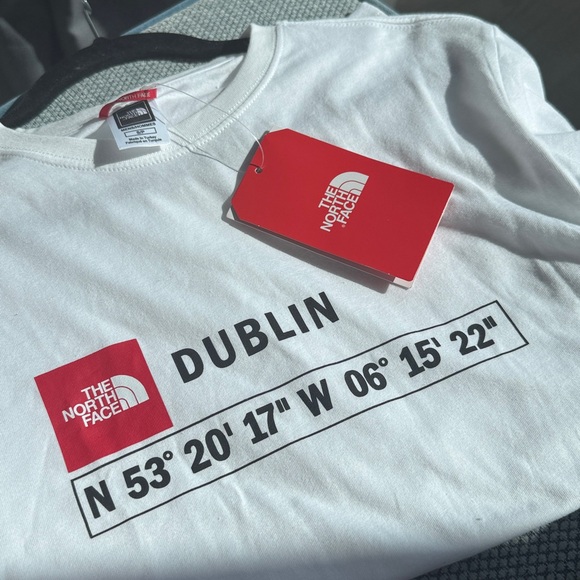 The North Face GPS White Dublin Graphic Tee S - Picture 1 of 5